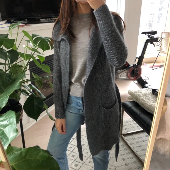 Aritzia Sweaters - 😍Aritzia Ruper Wool/Mohair/Alpaca Cardigan XS